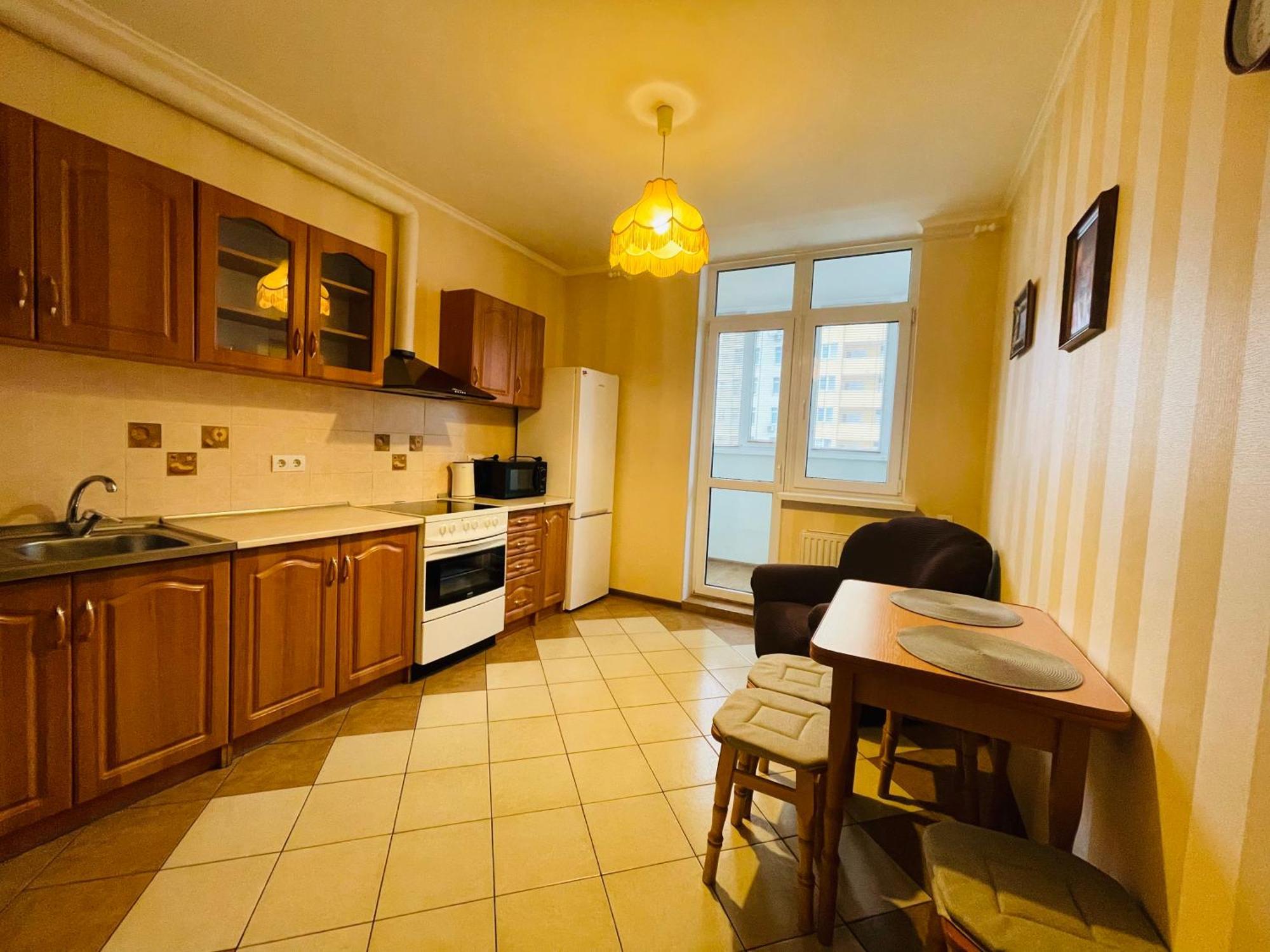 Apartment Voskresenska 18 , Парковые Озера 키예프 객실 사진